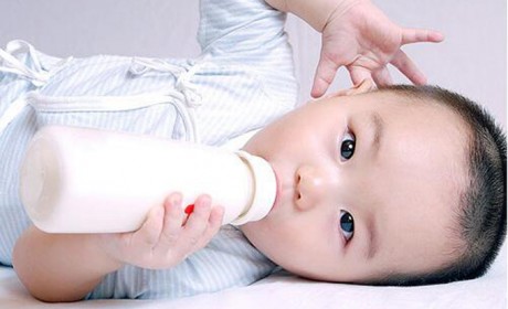 如何断掉宝宝的夜奶？