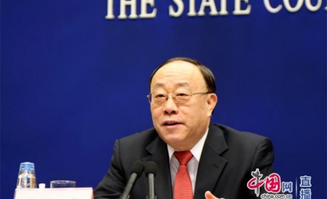 商务部副部长王炳南：解决就餐难、保姆荒等问题 过有品质的春节