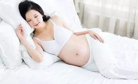 孕晚期妈妈睡不好，有可能是这几个因素作怪