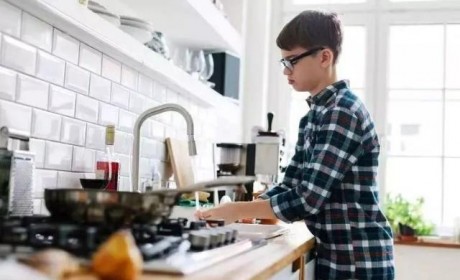什么？做家务可能影响孩子的未来？